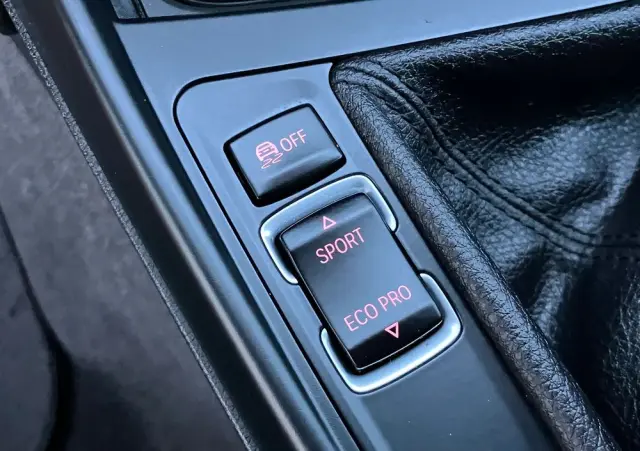 BMW Seria 1 120i Edition Lifestyle