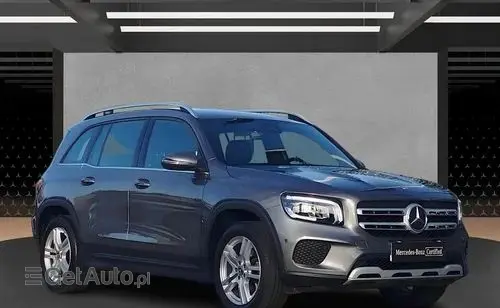 MERCEDES-BENZ GLB 
