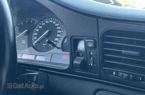 BMW Seria 8 