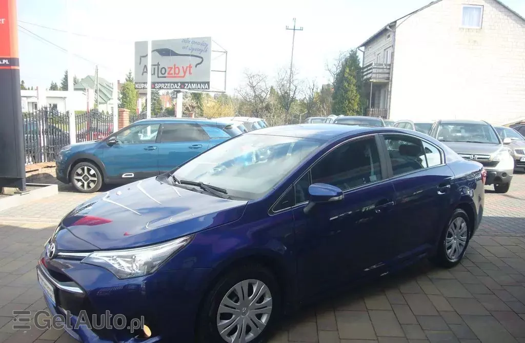 TOYOTA Avensis 
