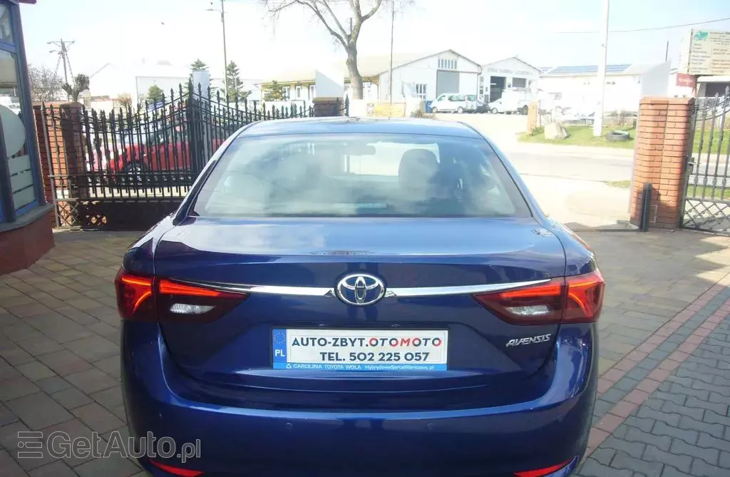 TOYOTA Avensis 