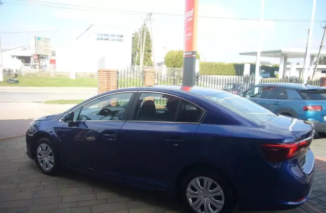 TOYOTA Avensis 