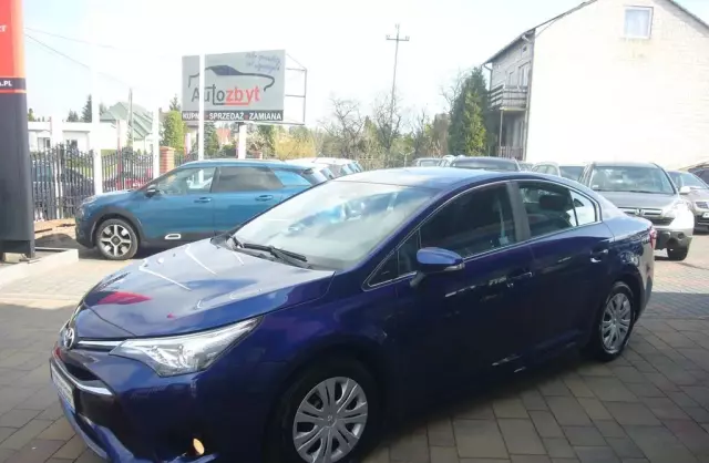 TOYOTA Avensis 