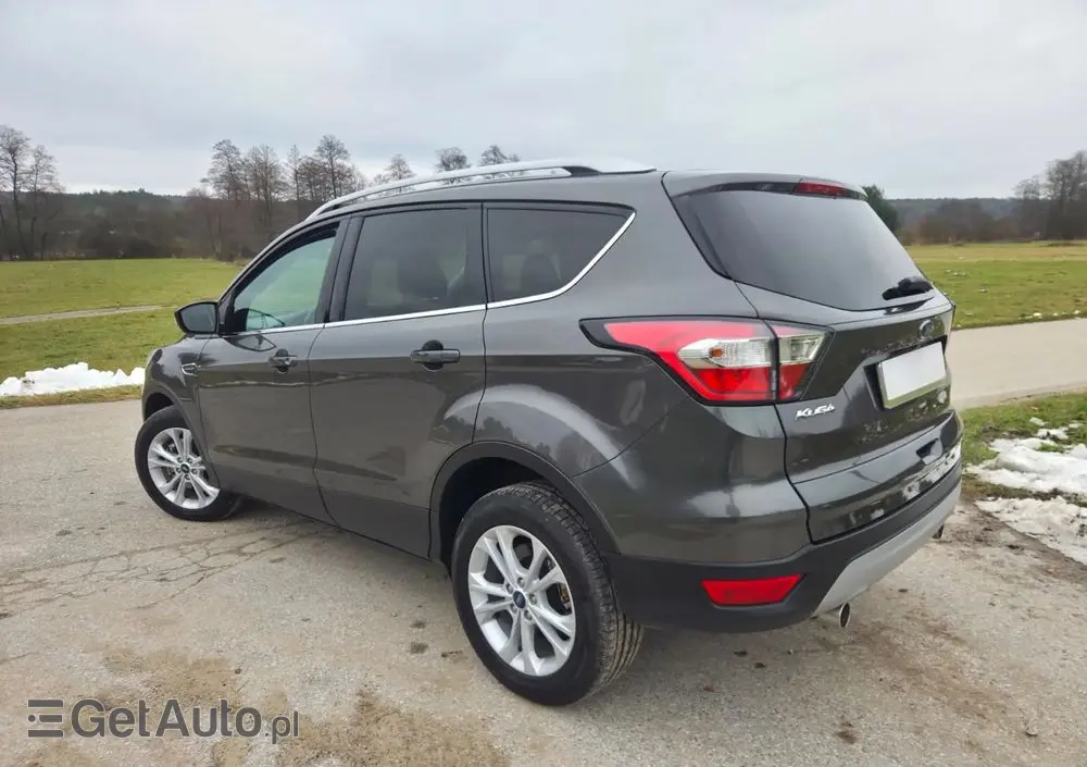 FORD Kuga 1.5 TDCi 2x4 Cool & Connect
