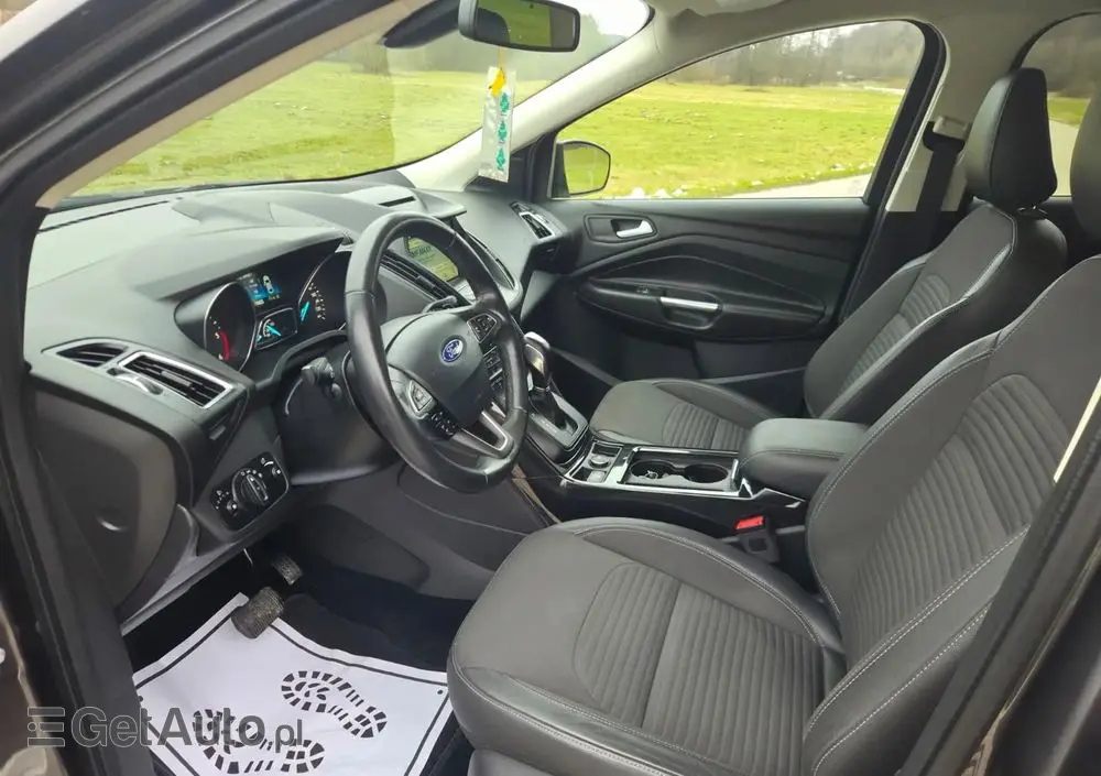 FORD Kuga 1.5 TDCi 2x4 Cool & Connect