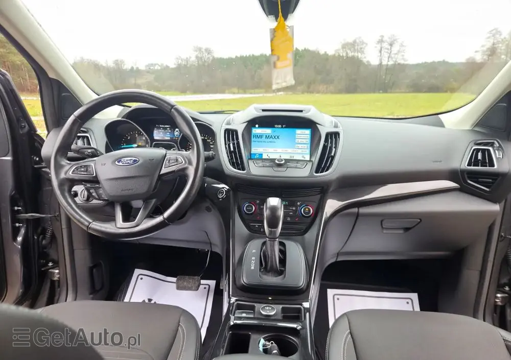 FORD Kuga 1.5 TDCi 2x4 Cool & Connect