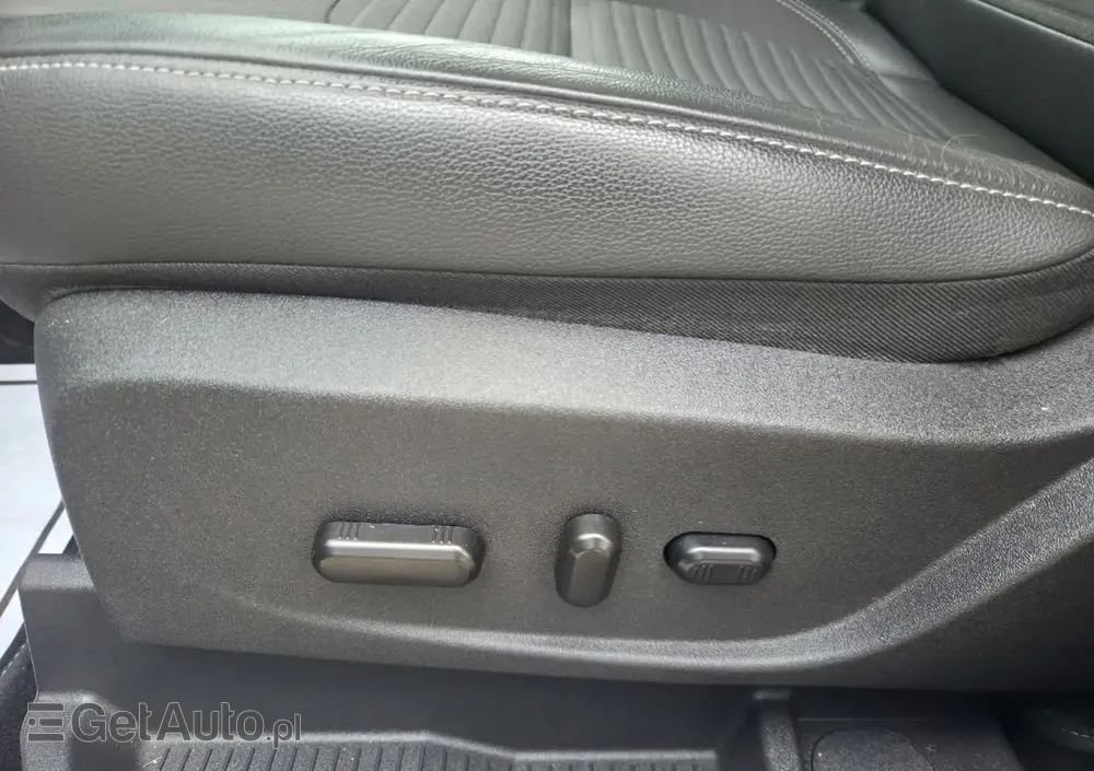 FORD Kuga 1.5 TDCi 2x4 Cool & Connect