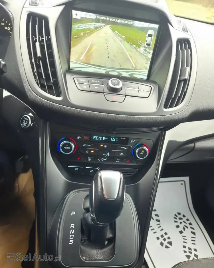 FORD Kuga 1.5 TDCi 2x4 Cool & Connect