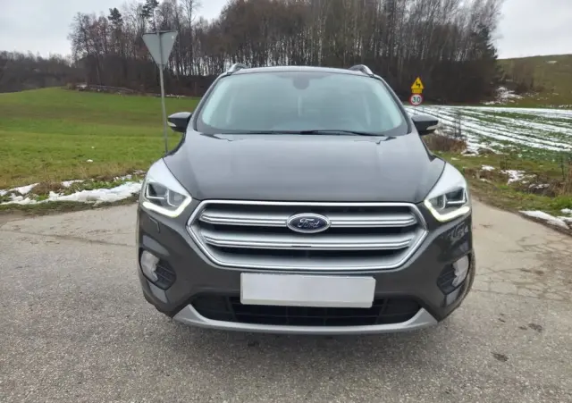 FORD Kuga 1.5 TDCi 2x4 Cool & Connect