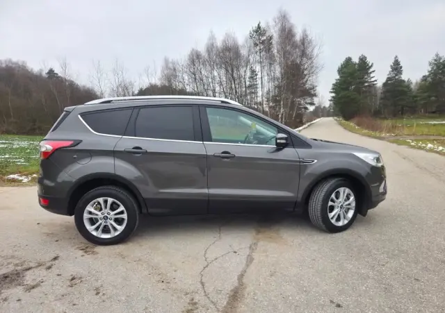 FORD Kuga 1.5 TDCi 2x4 Cool & Connect