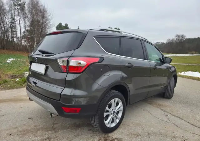 FORD Kuga 1.5 TDCi 2x4 Cool & Connect