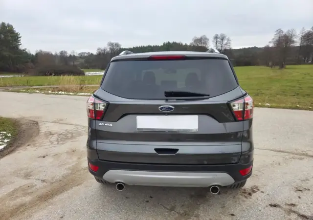 FORD Kuga 1.5 TDCi 2x4 Cool & Connect