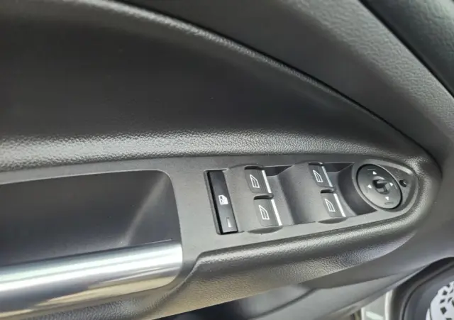 FORD Kuga 1.5 TDCi 2x4 Cool & Connect