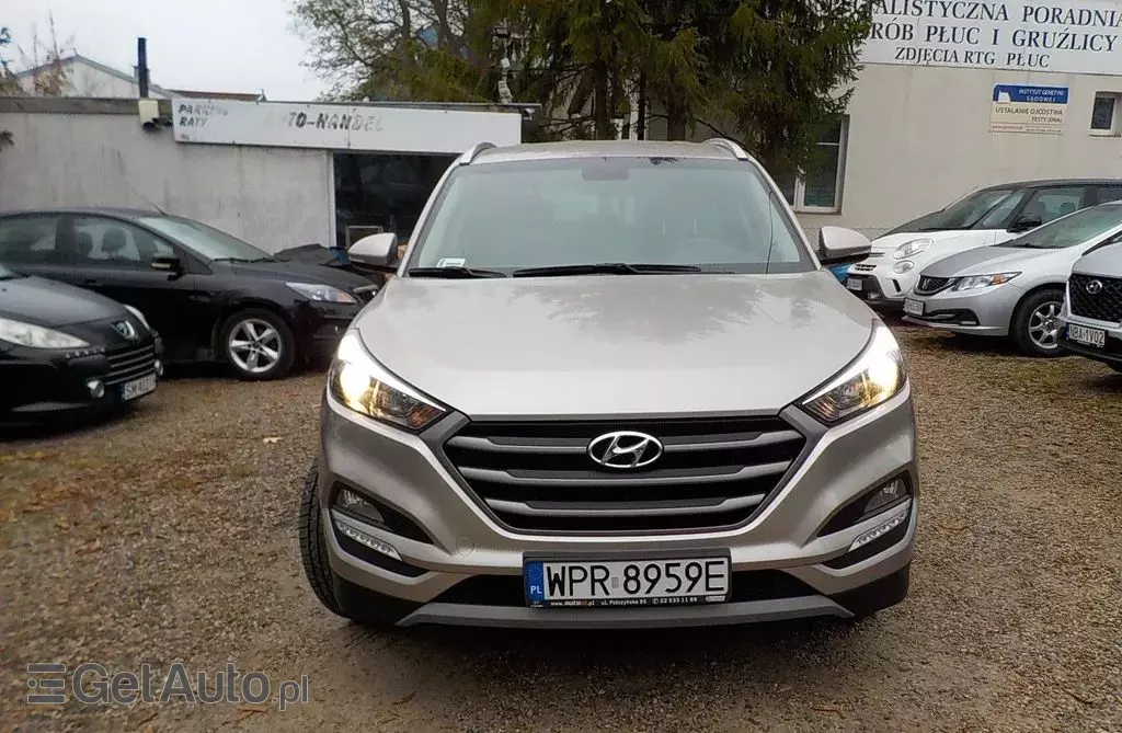 HYUNDAI Tucson 