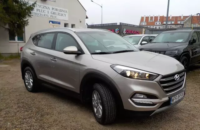 HYUNDAI Tucson 