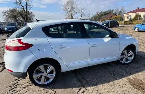 RENAULT Megane 