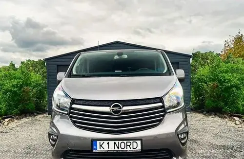 OPEL Vivaro 