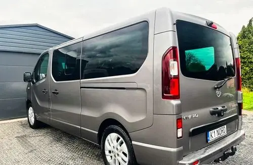 OPEL Vivaro 