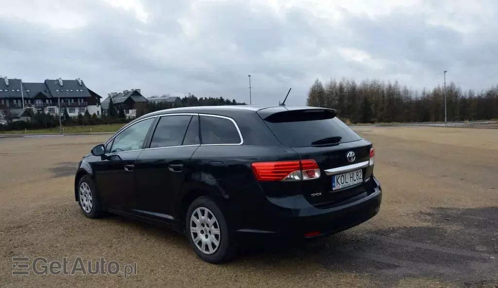 TOYOTA Avensis 