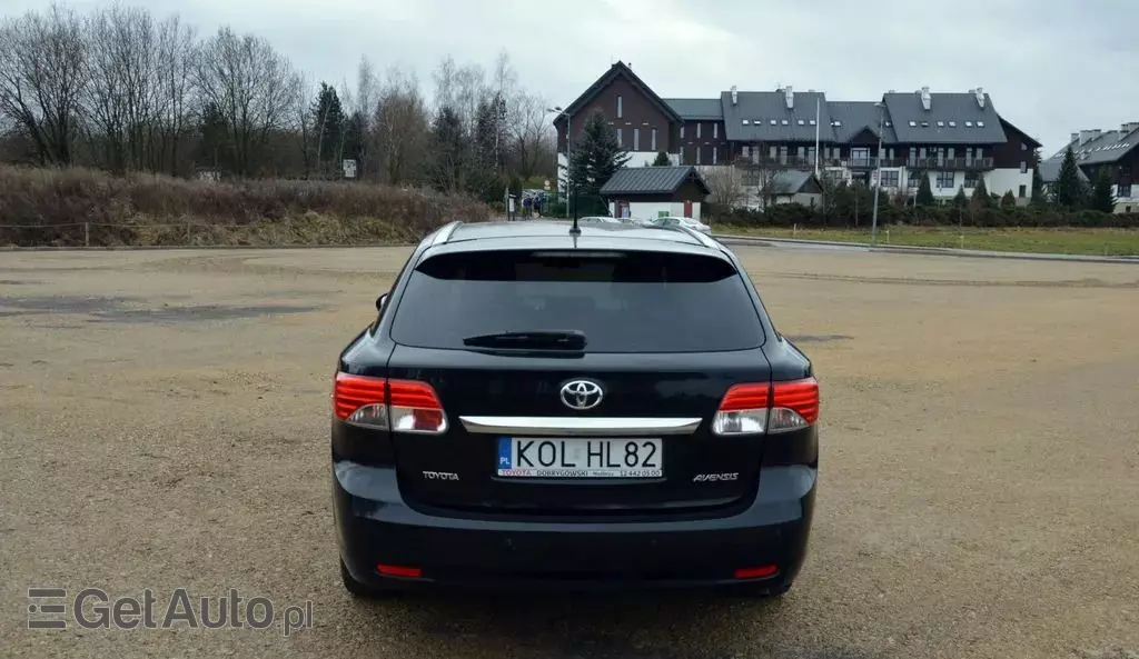 TOYOTA Avensis 