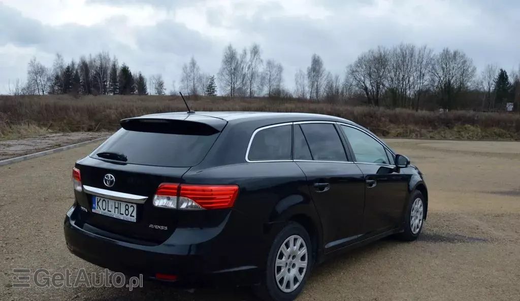 TOYOTA Avensis 
