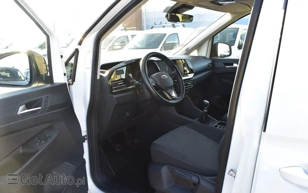 FORD Tourneo Connect 2.0 EcoBlue Titanium