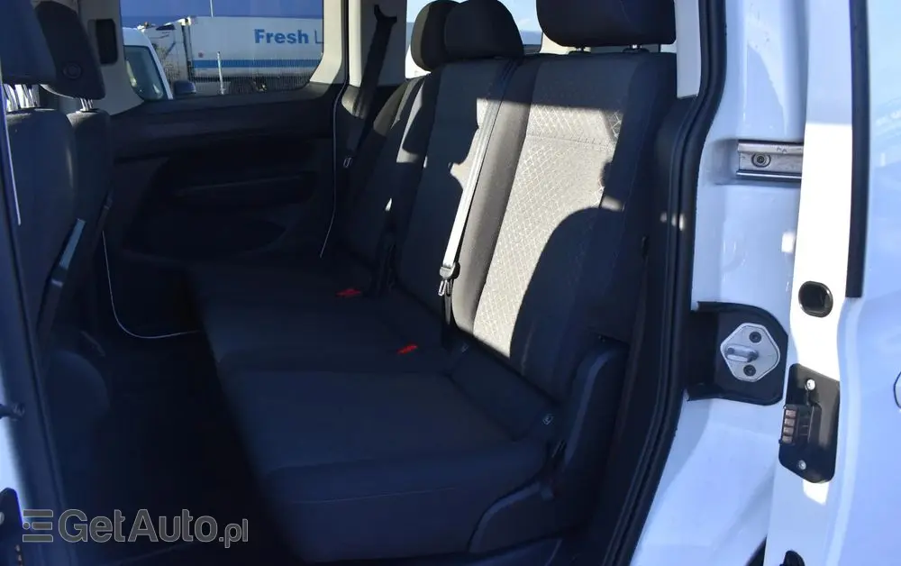 FORD Tourneo Connect 2.0 EcoBlue Titanium