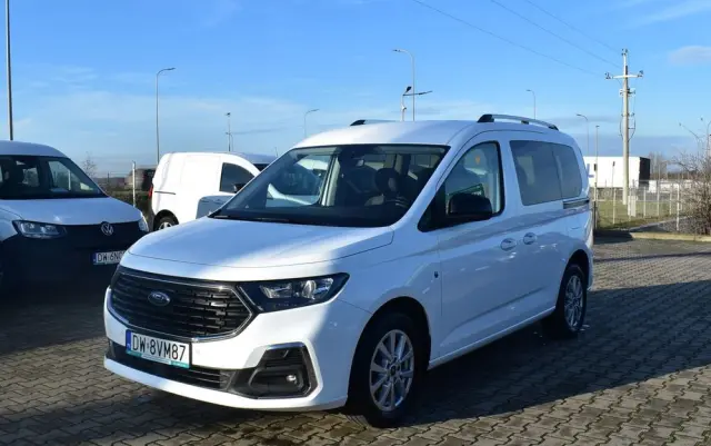 FORD Tourneo Connect 2.0 EcoBlue Titanium