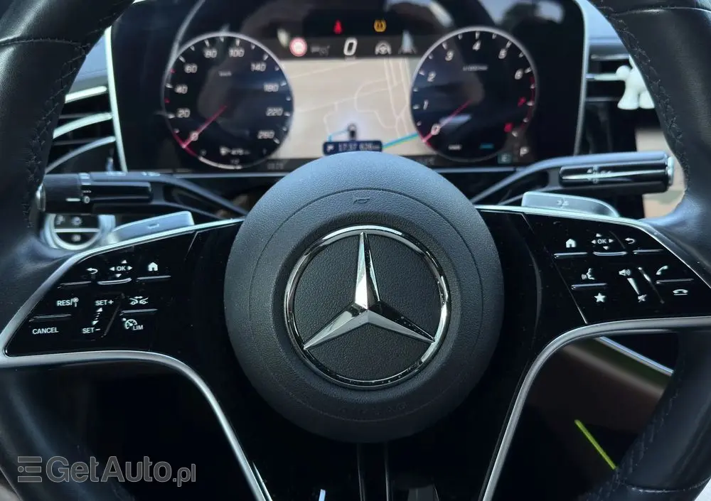 MERCEDES-BENZ Klasa E 200 mHEV Avantgarde 9G-Tronic