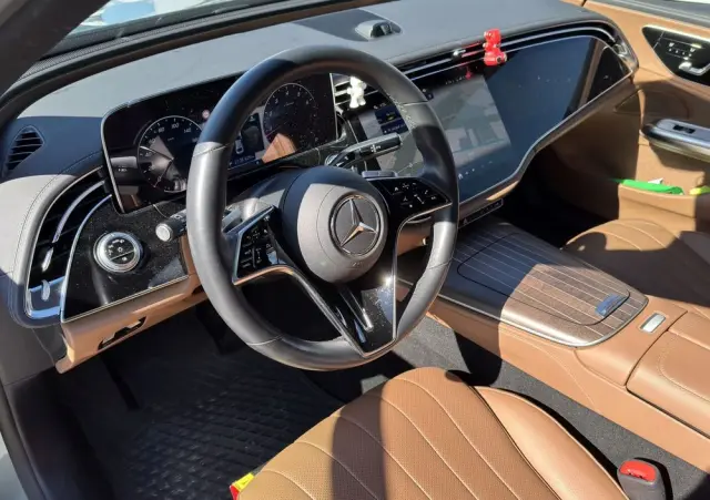 MERCEDES-BENZ Klasa E 200 mHEV Avantgarde 9G-Tronic