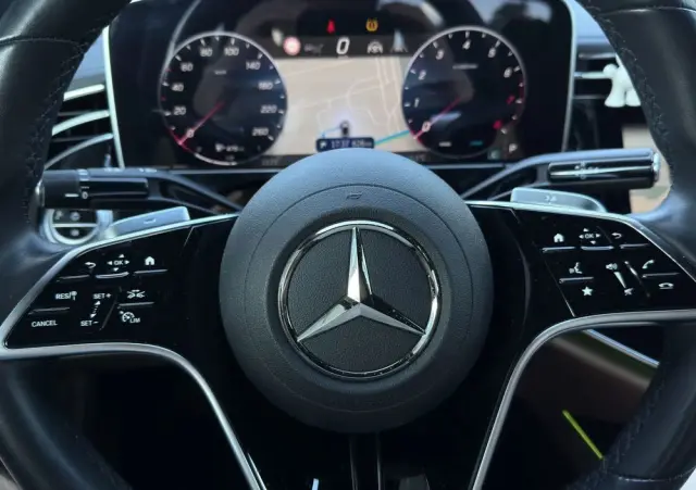 MERCEDES-BENZ Klasa E 200 mHEV Avantgarde 9G-Tronic