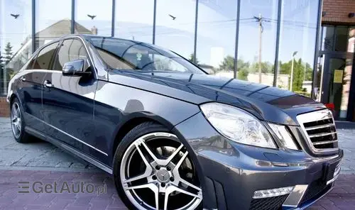 MERCEDES-BENZ E 