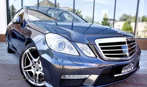 MERCEDES-BENZ E 