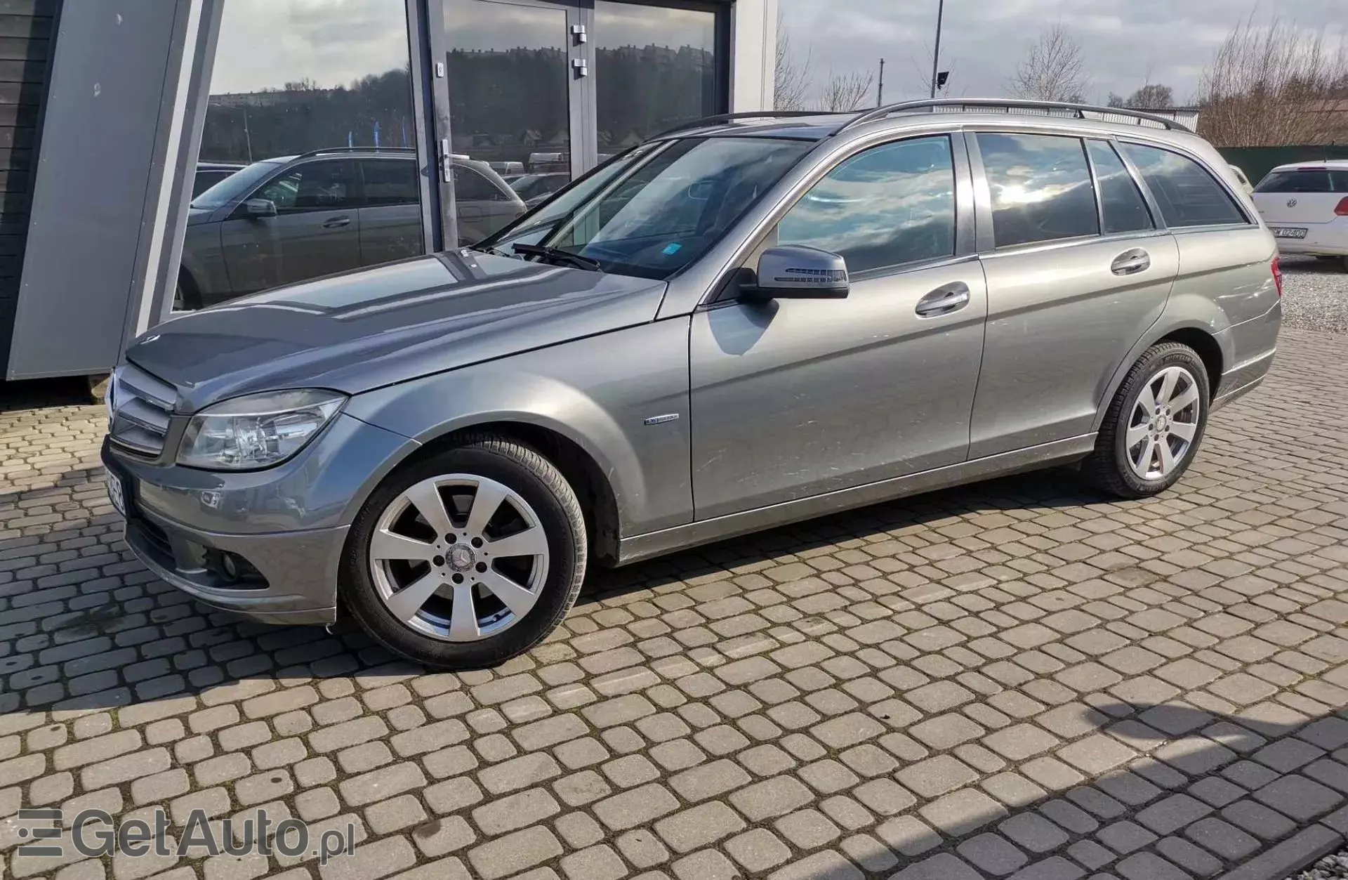 MERCEDES-BENZ Klasa C C 200 CGI BlueEFFICIENCY (184 KM)