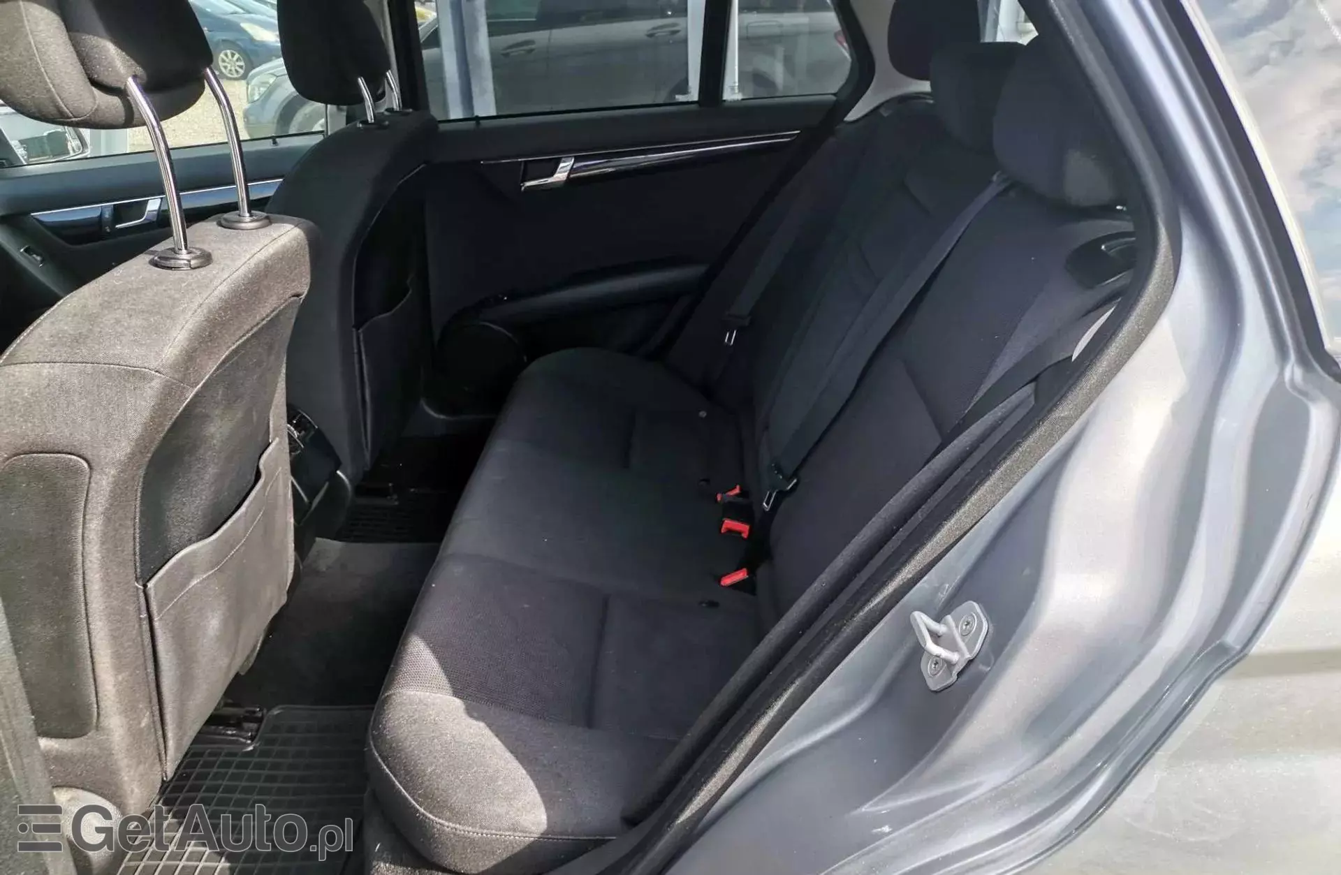 MERCEDES-BENZ Klasa C C 200 CGI BlueEFFICIENCY (184 KM)