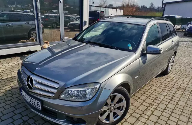 MERCEDES-BENZ Klasa C C 200 CGI BlueEFFICIENCY (184 KM)