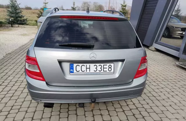 MERCEDES-BENZ Klasa C C 200 CGI BlueEFFICIENCY (184 KM)
