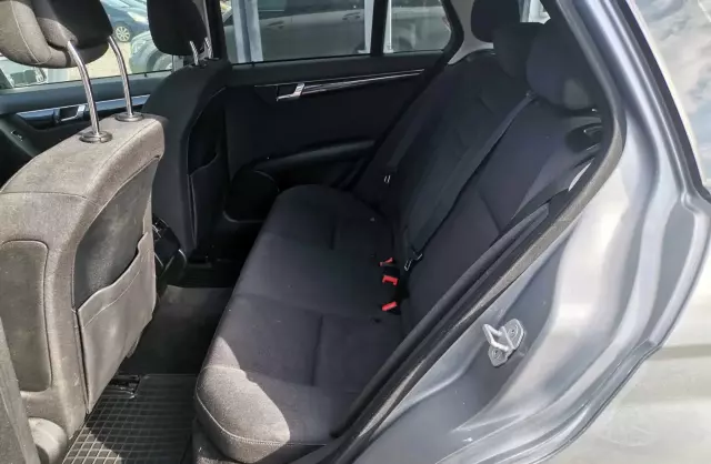 MERCEDES-BENZ Klasa C C 200 CGI BlueEFFICIENCY (184 KM)