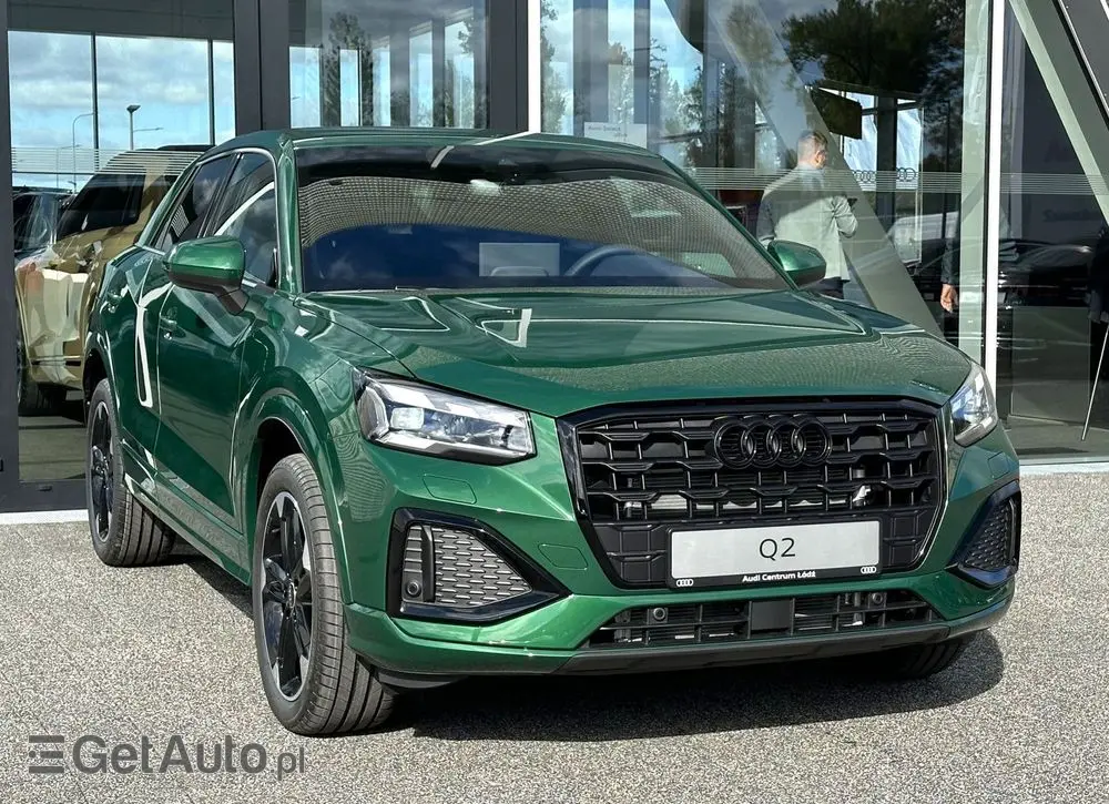 AUDI Q2 