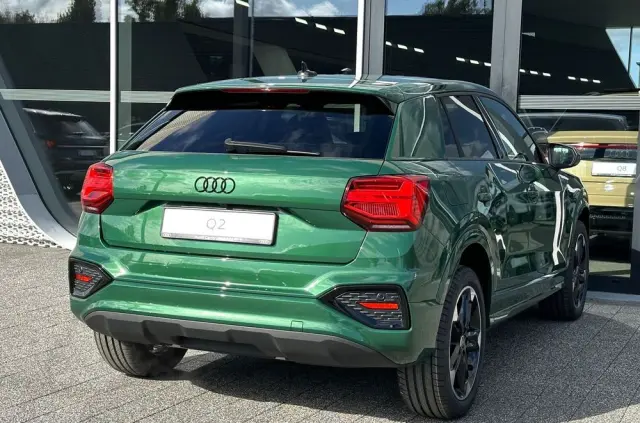 AUDI Q2 