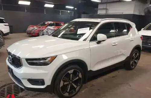 VOLVO Xc 40 