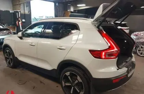 VOLVO Xc 40 