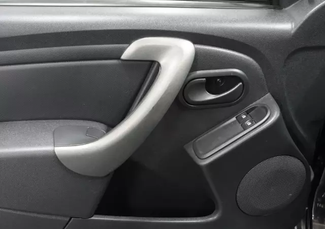 DACIA Duster 1.6 SCe Prestige