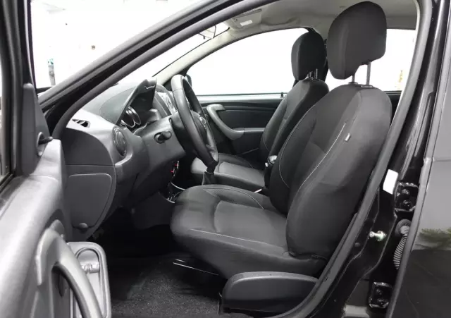 DACIA Duster 1.6 SCe Prestige