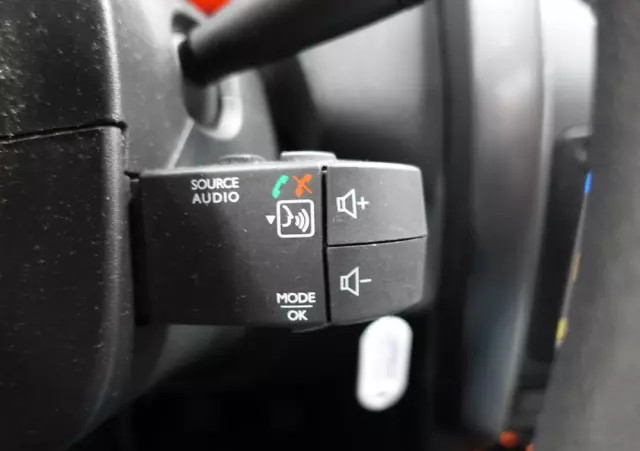 DACIA Duster 1.6 SCe Prestige