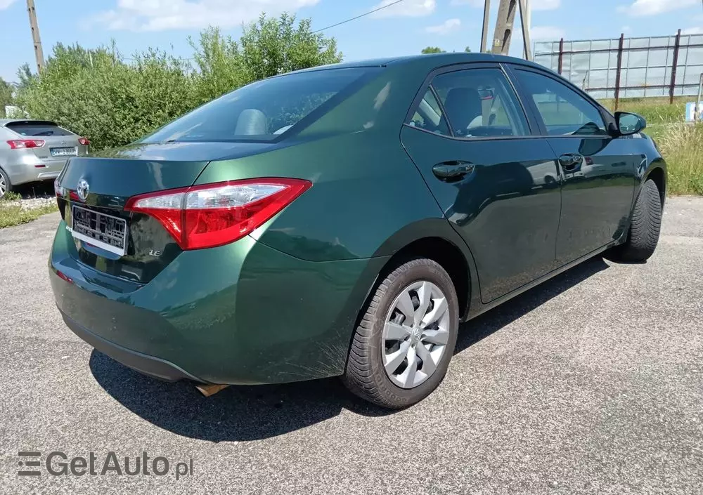 TOYOTA Corolla 1.8 LE