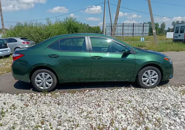 TOYOTA Corolla 1.8 LE