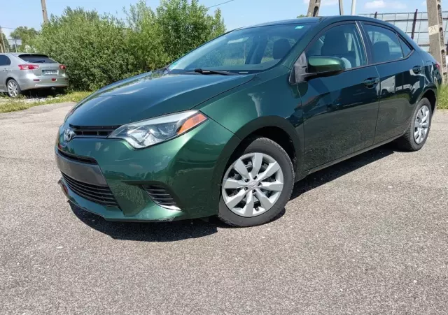 TOYOTA Corolla 1.8 LE