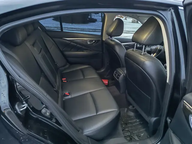 INFINITI Q50 Sport AWD