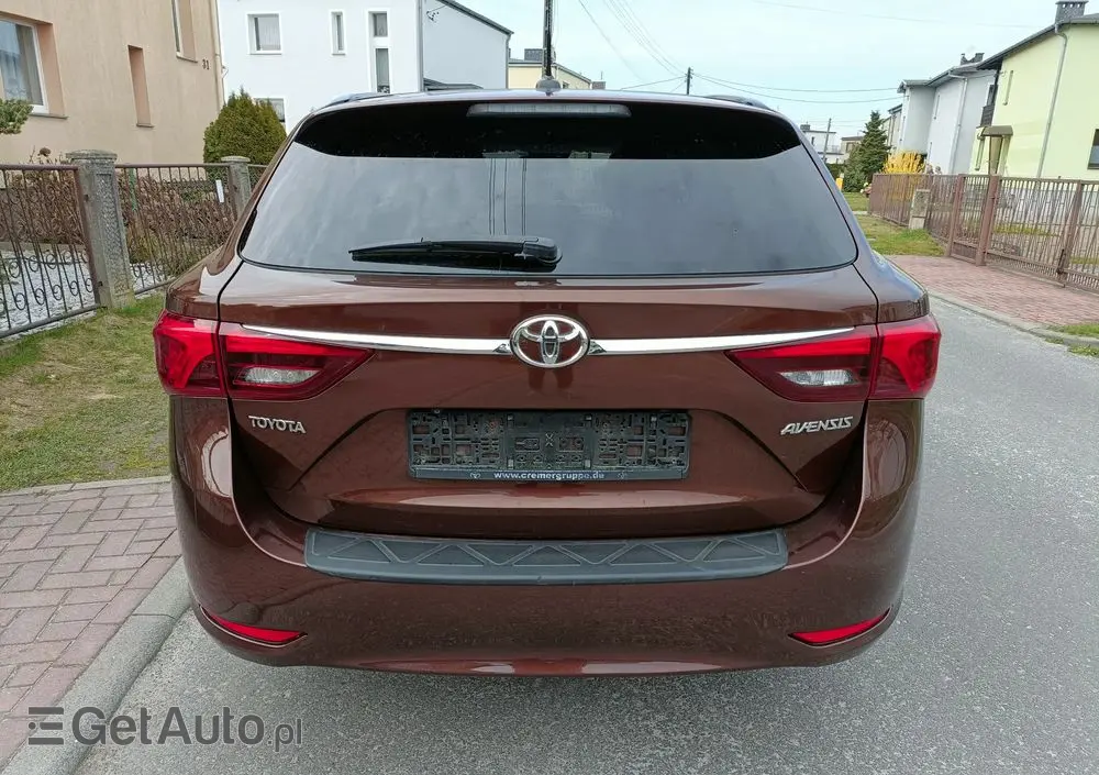 TOYOTA Avensis 